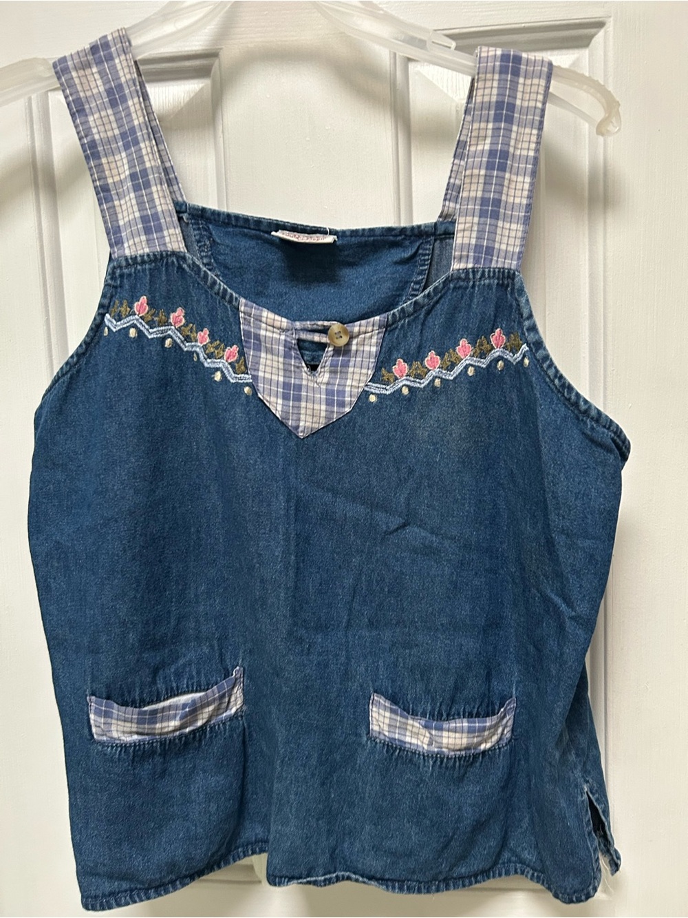 Women’s MAGIC Blue Denim Tank Top w/ Plaid Trim, soft not stiff. Loose fit. Lg.